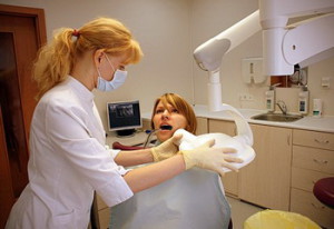 Фото: Пациент на приеме у стоматолога